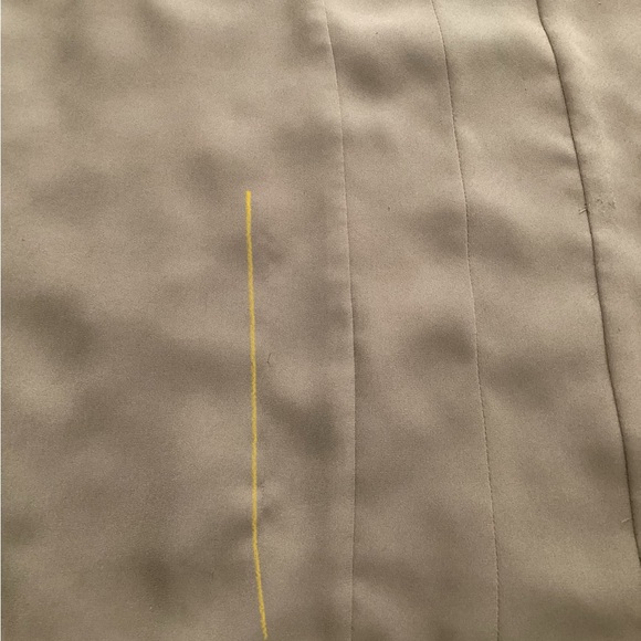 Loft Women’s Sleeveless Khaki Blouse - Medium - Picture 5 of 6